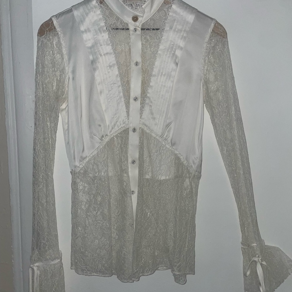 Elegant White Lace Blouse AJE SIZE 4 WORN ONCE
